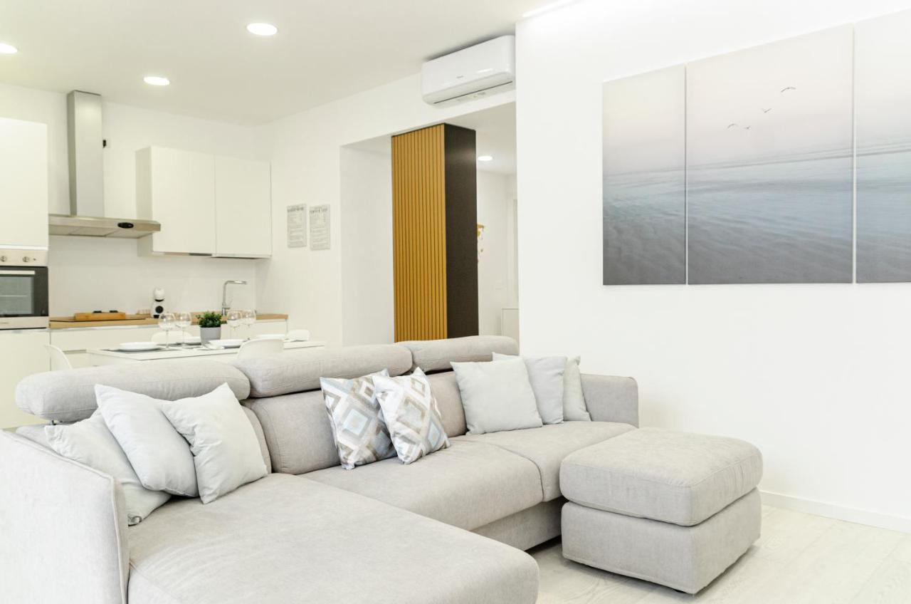 Spa & Relax Aesthetic Apartment 50M Dal Mare モノーポリ エクステリア 写真