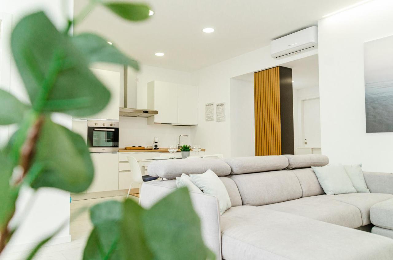Spa & Relax Aesthetic Apartment 50M Dal Mare モノーポリ エクステリア 写真