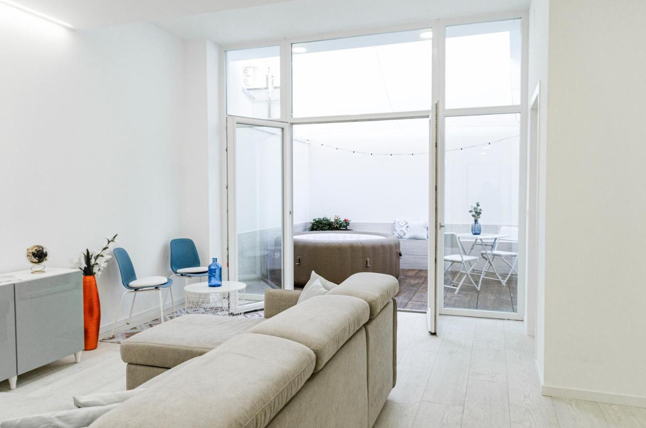 Spa & Relax Aesthetic Apartment 50M Dal Mare モノーポリ エクステリア 写真